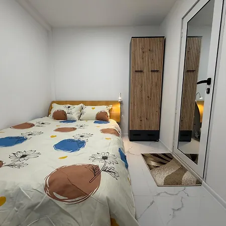 Botev Minihub Hub 1 Modern At Botev 88