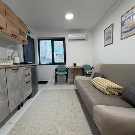 Botev Minihub Hub 1 Modern At Botev 88 Apartment *