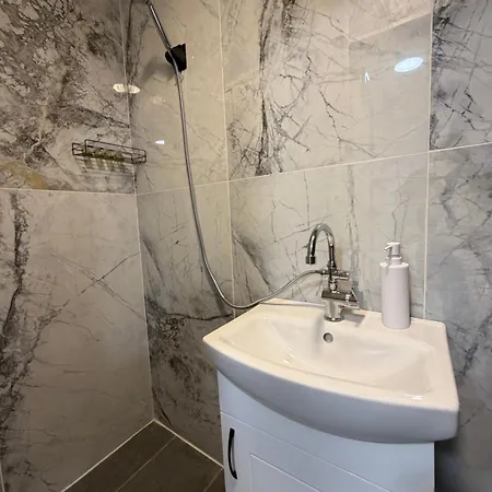 Apartament Botev Minihub Hub 1 Modern At Botev 88 Sofia